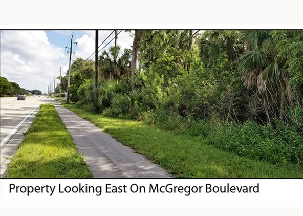 15785 McGregor Blvd, Fort Myers, FL 33908